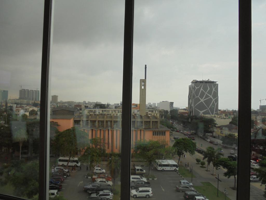 Loanda Hotel Luanda Exteriör bild